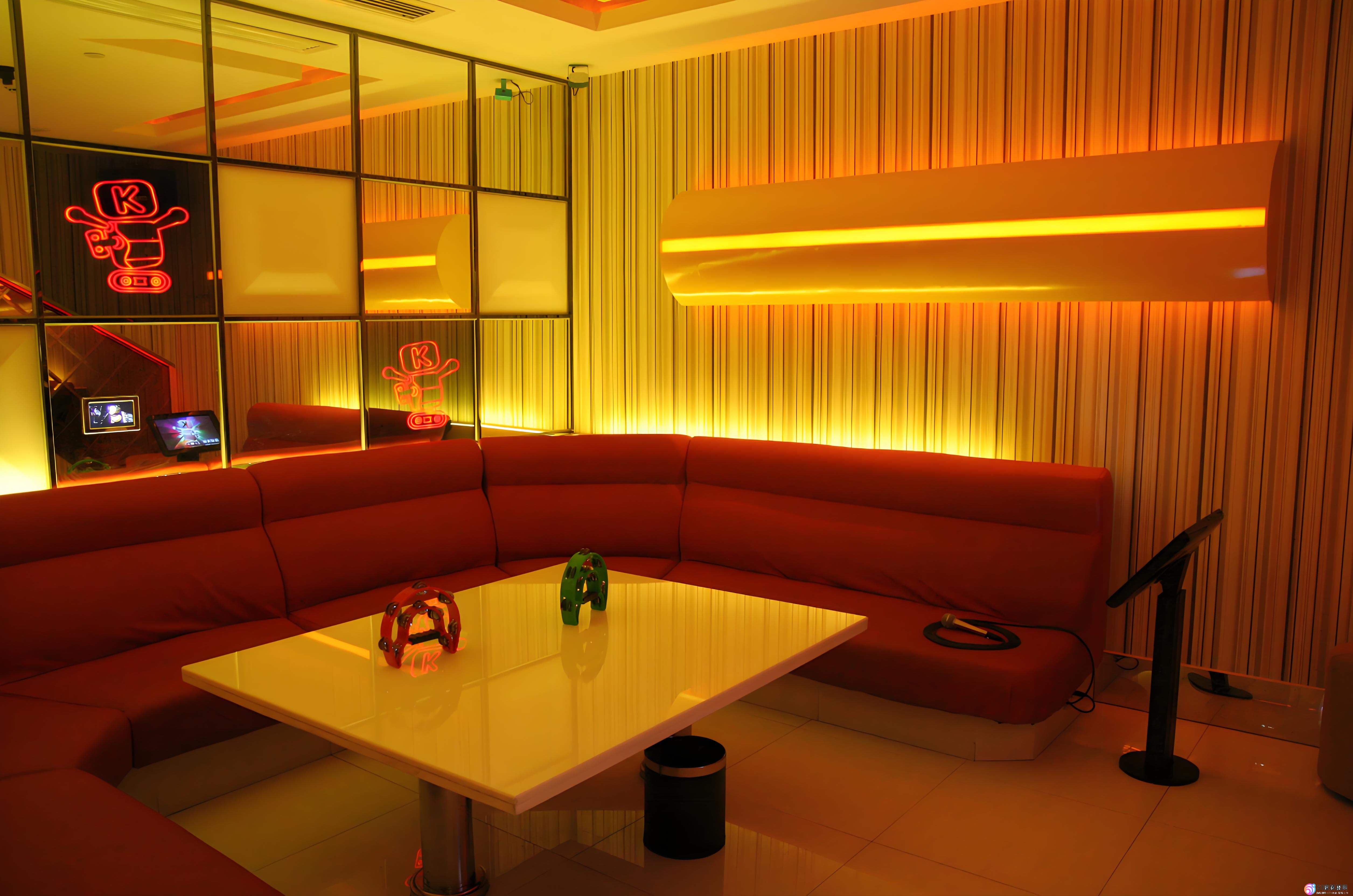 武汉KTV服务员日结招聘：高薪工作等你来挑战